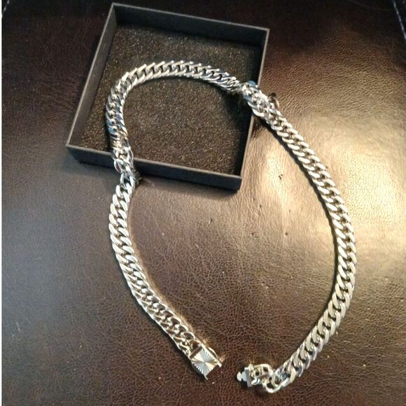 925 Sterling Silver Plated Stainless Steel 9mm Cuban Link Unique Closure - Picture 7 of 10